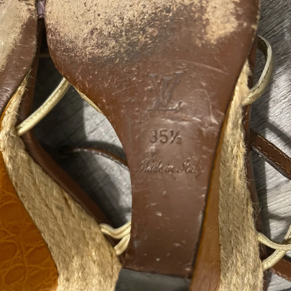 Vintage Louis Vuitton Wedge Sandals size 35.5 - Picture 4 of 9